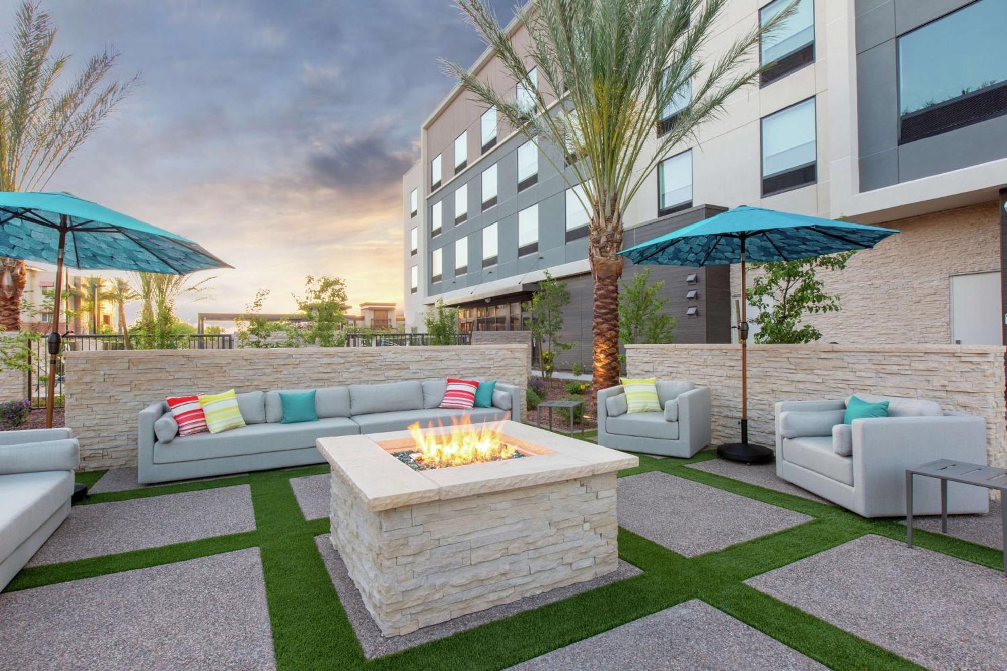 Hilton Garden Inn Surprise Phoenix Eksteriør billede